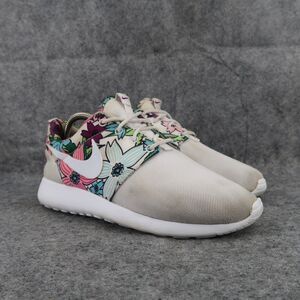 Nike Shoes Womens 7.5 Sneakers Athletic Roshe One Lifestyle White Floral Aloha